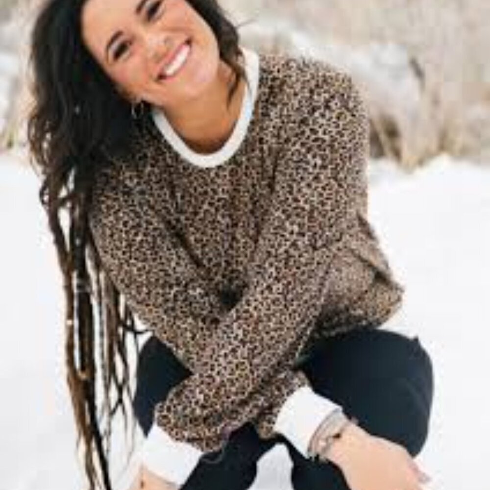 ✅ Zyia Active Lightweight Crew Neck Sweatshirt MEDIUM Animal Print Lounge Wear